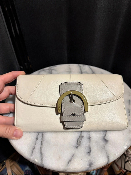 Coach Handbags - COACH Soho Buckle Flap Wallet in Cream & Gray